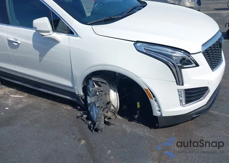 2023 Cadillac Xt5 Fwd Luxury z USA, uszkodzony, nr VIN 1GYKNAR43PZ202708